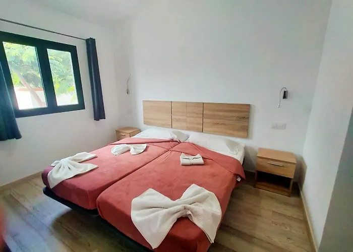 Apartamento Sunny With Garden #1